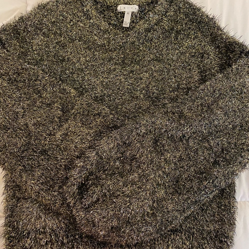 Leith Metallic Fuzzy Sweater - Picture 10 of 10